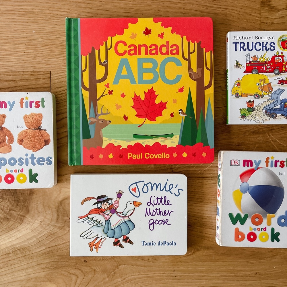 Book bundle. - Picture 2 of 2
